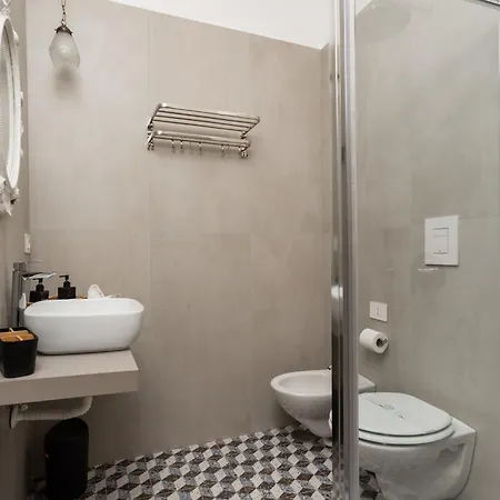 Apartment I Tre Santi By Dimorra *